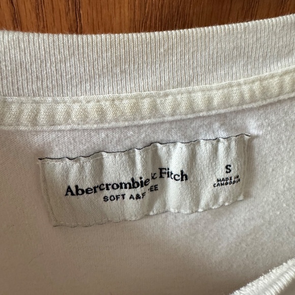 Abercrombie and Fitch White Mens Small Long Sleeve Tee - Picture 3 of 3